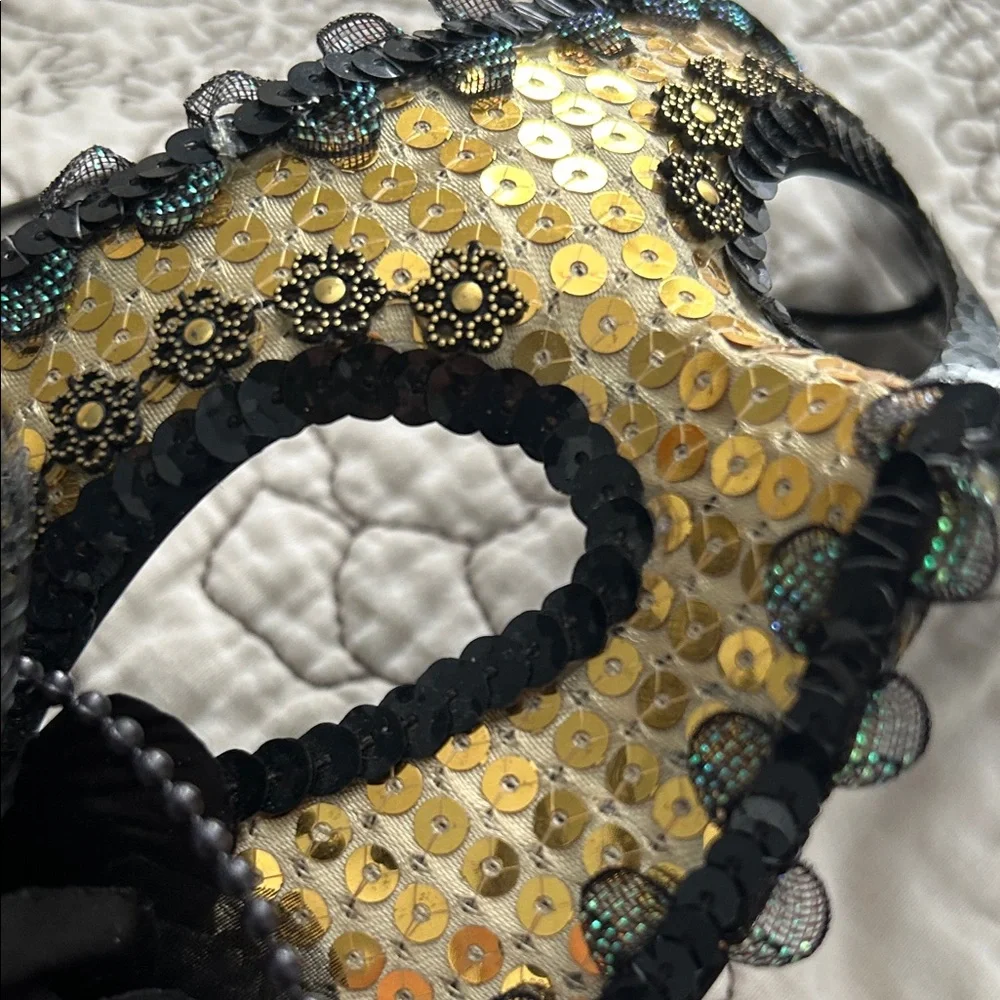 Chic Black and Gold Sequin Masquerade Mask